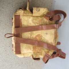 アンティークリュックの画像