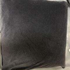 オシャレクッション二つの画像