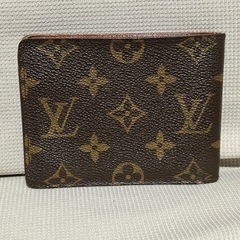 ルイヴィトン　二つ折り財布　の画像