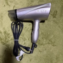 ヘアードライヤーの画像
