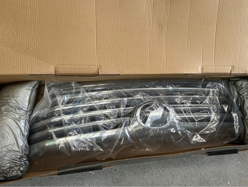 20系ヴェルファイア ノーマルフロントグリル前期