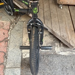 Hiland 20インチ 子供用 BMX 自転車 360度ジャイロ & ペグ4本 の画像