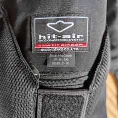 【新品】乗馬用エアバッグプロテクター（レディースMサイズ）の画像