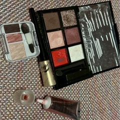 アイメイクまとめ売りの画像