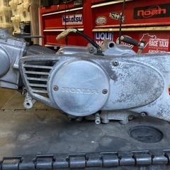 行燈カブ エンジン本体　の画像