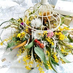 木の実多種多様　ドライフラワー　クリスマス　リース　の画像