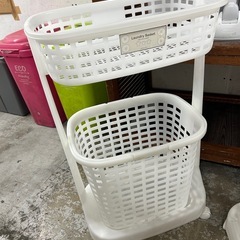 物干しと洗濯カゴ　委託の画像