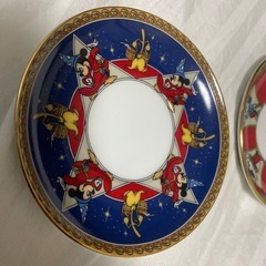 ミッキーマウスの小皿２枚の画像