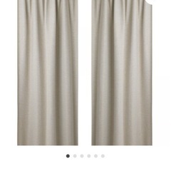 IKEAのカーテン 高さ約135cm 幅約145cm
　の画像