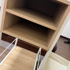 デスクキャビネットの画像