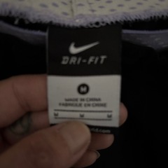 レディース　NIKEナイロンパンツの画像