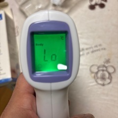 ： 非接触式電子温度計 非接触温度計 非接触 赤外線 1秒測定 32回記録 の画像