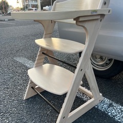 子供用椅子の画像