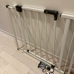 西松屋 スマートエンジェル ベビースチールゲート ベビーゲート ベビーフェンスの画像