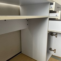 オフィスデスク　　机の画像