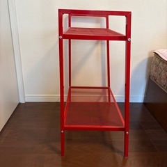 決まりました。IKEA赤い棚の画像