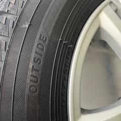 (アクア等に)アルミホイール付スタッドレスタイヤ 4本セット DUNLOP 175/70R14 84Q IG50の画像