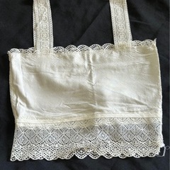 ホワイト　レースキャミ　短めキャミ　白　レースの画像