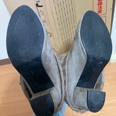 ショートブーツの画像