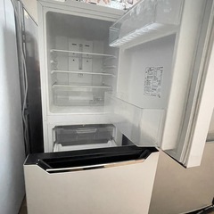 2015年製HISENSE冷蔵庫の画像