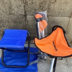 小さめ椅子3点の画像