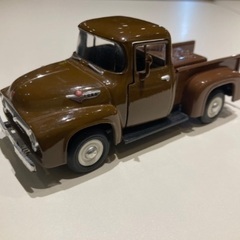 パンプキン！😍＇1956 ,  ford  Pick-Up 🛻  F-100 . フォード . Truckの画像