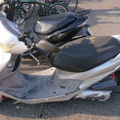 100cc 原付バイクの画像