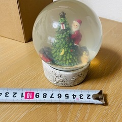 ニトリ　スノードーム　サンタクロース　ツリー　クリスマス　置きもの　アンティークの画像