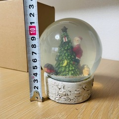 ニトリ　スノードーム　サンタクロース　ツリー　クリスマス　置きもの　アンティークの画像