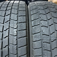 215/60R17 グッドイヤー スタッドレスタイヤ4本 2021年製造の画像