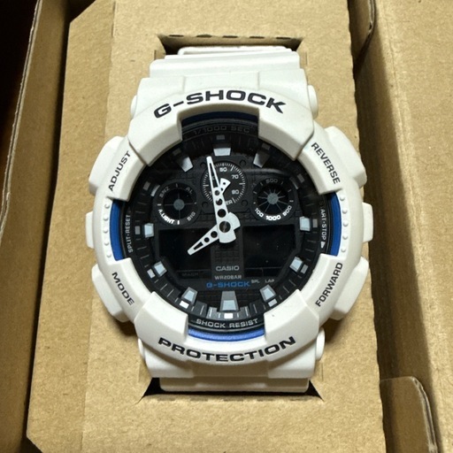 G-SHOCK GA-100 ホワイト 200m防水