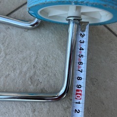 子供用自転車 補助輪
の画像