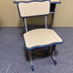 未使用 組み立て品　勉強机 多機能 子供用 学習机セットの画像