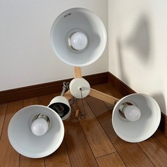 引き渡し決定ペンダントライト の画像