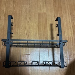 ケーブルトレー　デスク収納ラック
の画像