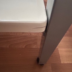 ニトリ　
ガラステーブルの画像