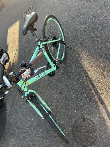 クロスバイク 
自転車