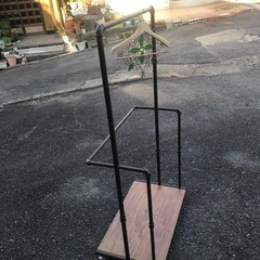 ハンガーラック　中古の画像