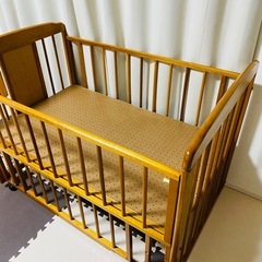 ベビーベッド の画像