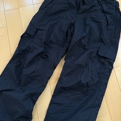 メンズ　ボードウェア　kicks Lサイズ　黒　グレー　ブラック　シンプルの画像