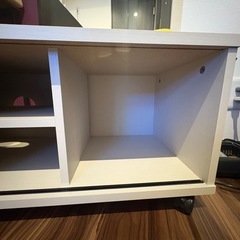 テレビ台キャスター付き
の画像