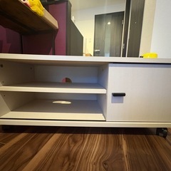 テレビ台キャスター付き
の画像