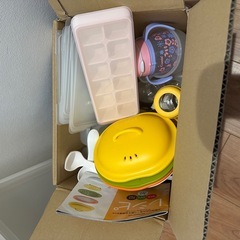 育児グッズセット(哺乳瓶・フリージングトレー・マグ・おしゃぶりなど)の画像