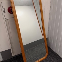 大きな鏡　3,000円❗️の画像
