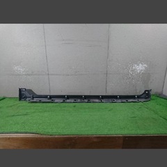 NHP10 トヨタ　アクア クロスオーバー　純正　左　サイドステップ　76902-52200の画像