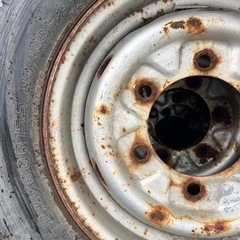 215 60 15.5LT 6穴　スタッドレス４本セット　の画像