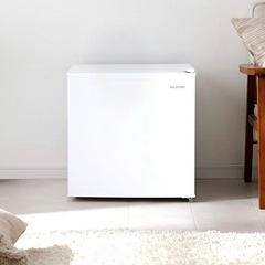 アイリスオーヤマ　小型冷蔵庫の画像