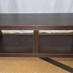 木製サイドボードの画像