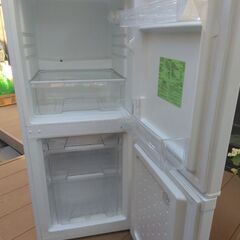 2ドア冷蔵庫の画像