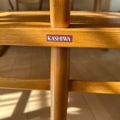 ダイニングテーブルの画像